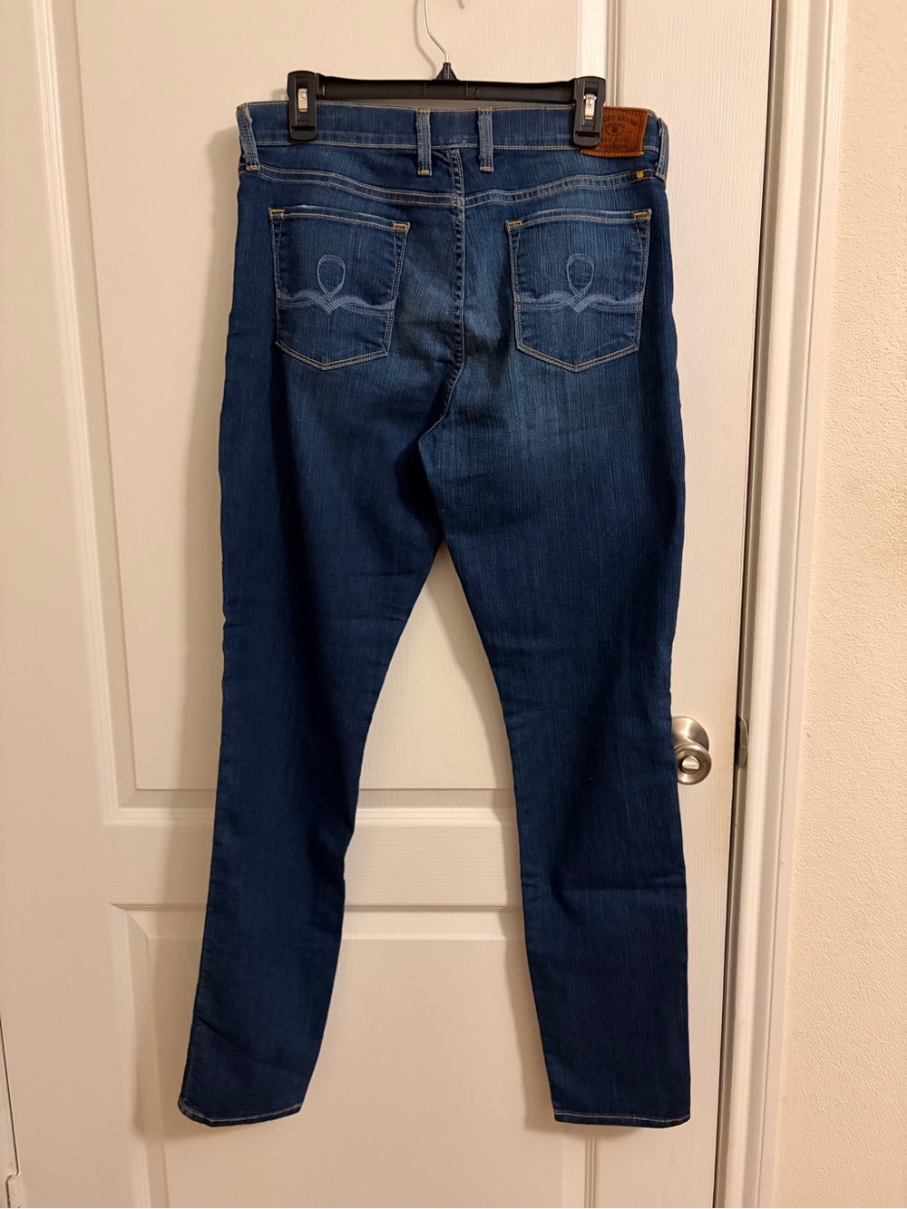 Lucky Brand Sofia Skinny Jeans - Picture 4 of 6